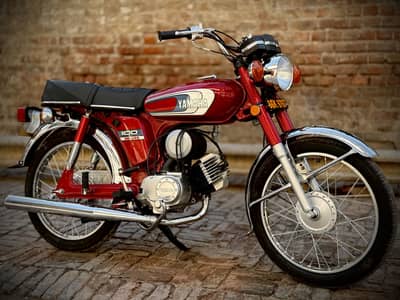 Yamaha Royal YB 100  2 stroke