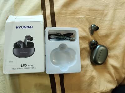 Hundai ear buds