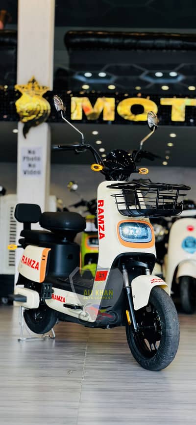 SCOOTY SCOOTER GIRLS BOYS LADIES MALE FEMALE C1 AIR NISA GENZ EZ EVEE