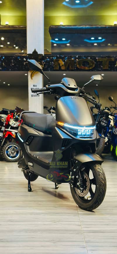 SCOOTY SCOOTER GIRLS BOYS LADIES MALE FEMALE C1 AIR NISA GENZ EZ EVEE