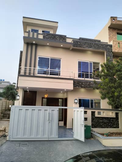 Brand New Modern Corner Luxury 25 X 40 House For Sale In G-13 Islamabad