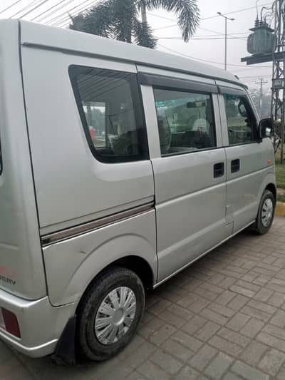 Good Condition  back camera android led  sofa seet