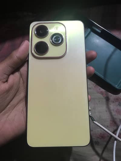 INFINIX HOT 40i