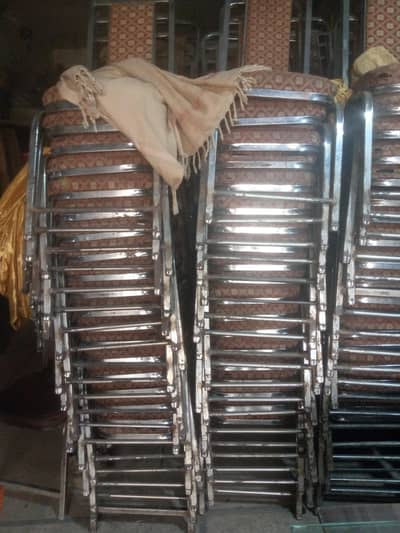 chairs For Sale 300 pcs