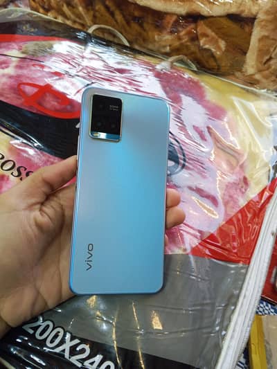 y33s full box and charger no open no repair