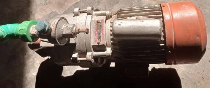 veri good candtion double impaler  asli punjab water pump