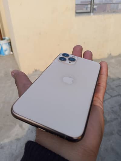 Iphone 11 Pro Golden color