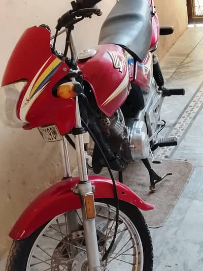Honda 125 Multan number  2009modal exchange to 125
