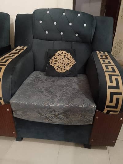 colour gray . . with cushions