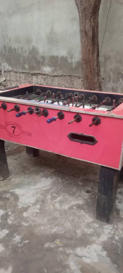 used foosball table _Good condition