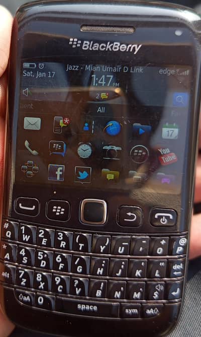 NEW and IN HoT  condition blackberry