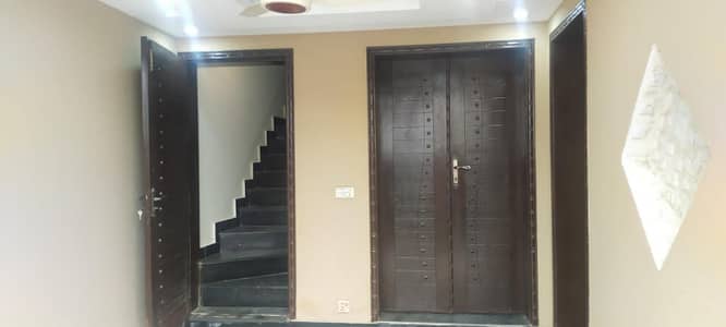 5 MARLA HOUSE FOR SALE IN BAHRIA TOWN LAHORE
