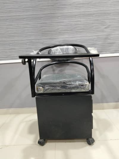 manicure pedicure chair