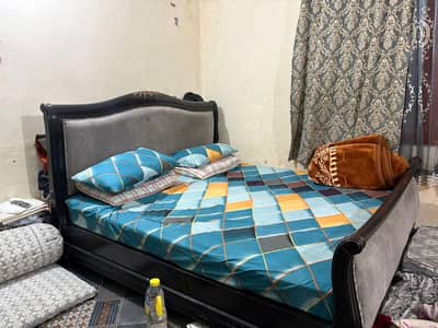 king size bed dresing for sell