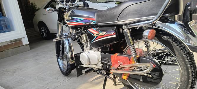 2019 model Honda 125 total  seld nut to nut old model lover kay liay