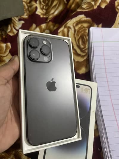 Iphone 14 pro max (1TB)
