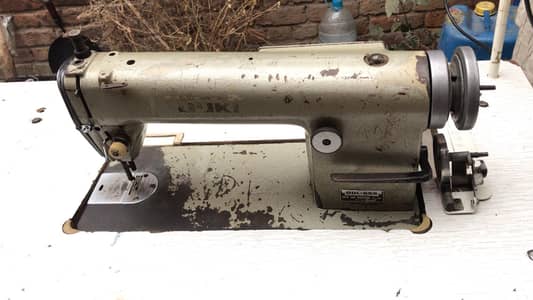 juki Black  swing Machine