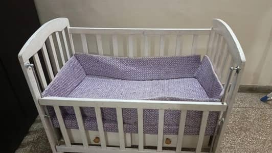 baby cot