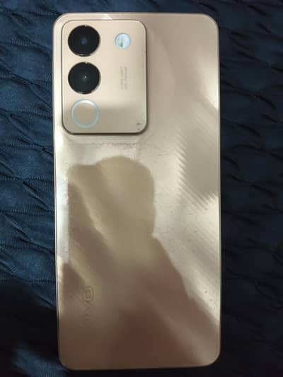 V29e With Box charger