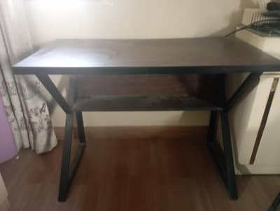laptop table