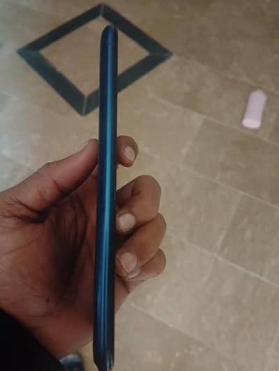 Tecno spark 6   4gb/64gb