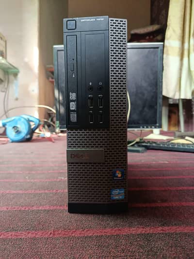 PC and monitor monitor for sale.