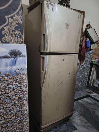 Dawlance bohat achi h cooling hi bahut acchi hai