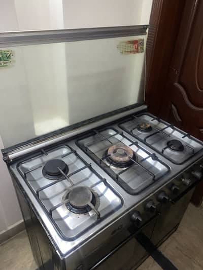 Reliable Pre-Loved Cooking Range , Great for Daily Us