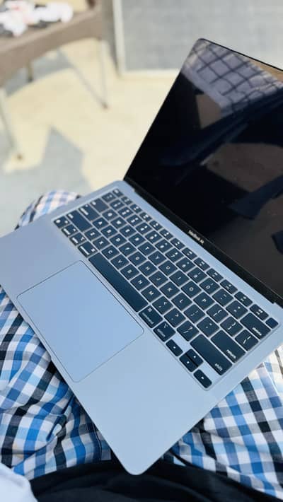 MacBook Air M1