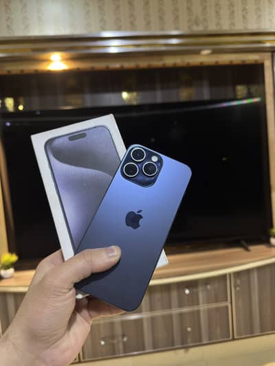 Iphone 15 pro max jv 256 gb with box