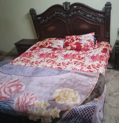 complete bedroom set bed sidetables 3 door almari dresser divider