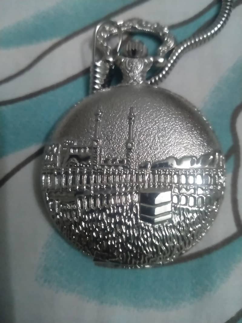 اومیکس مین کوارٹز پاکٹ واچ 0