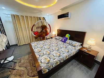One Bed Luxury Furnished Flat For Rent In Bahria Town Lahore