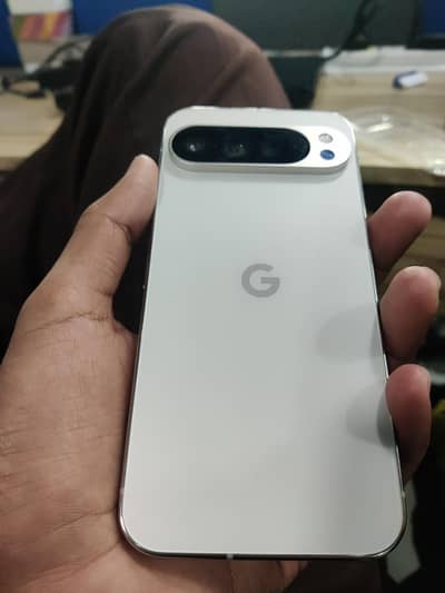 Google Pixel 9 pro XL 512 gb 10/10 good battery health