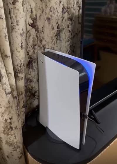 Ps5 fat disc edition for sale 10/10 with box and 1 controller