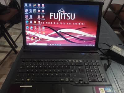 Fujitsu laptop i5