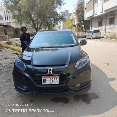 Honda vezel hybrid z pkg