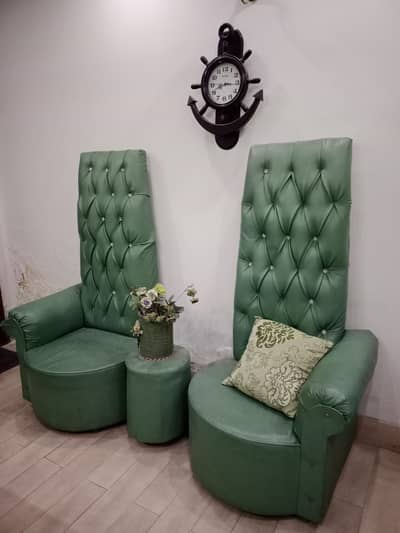 bedroom chair set with coffee table