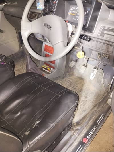 Suzuki Mehran VX 2012