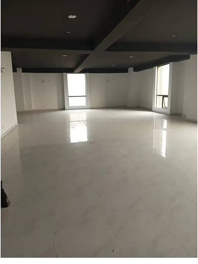 Brand New Building Area 1800 Square Feet Available For Rent Corporate Office In Gulberg 3 Lahore