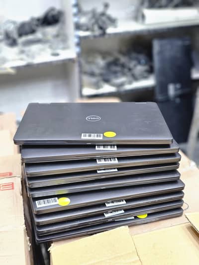 Dell Latitude 5300 2in1 I7 8th gen 8gb 256gb SSD 360 Display ( USA)