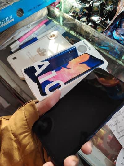 sumsung a10 mobile bilkul okay hai  koi masla nhi hai