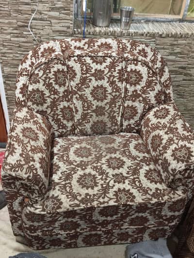 5 seater Sofa,  Sofa set, Sofa for sale, Used sofa for sale.