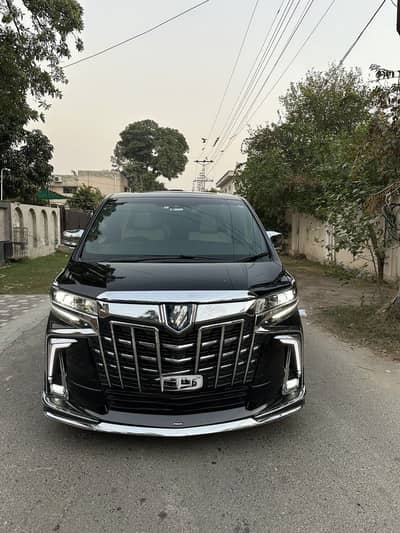 Toyota alphard executive lounge