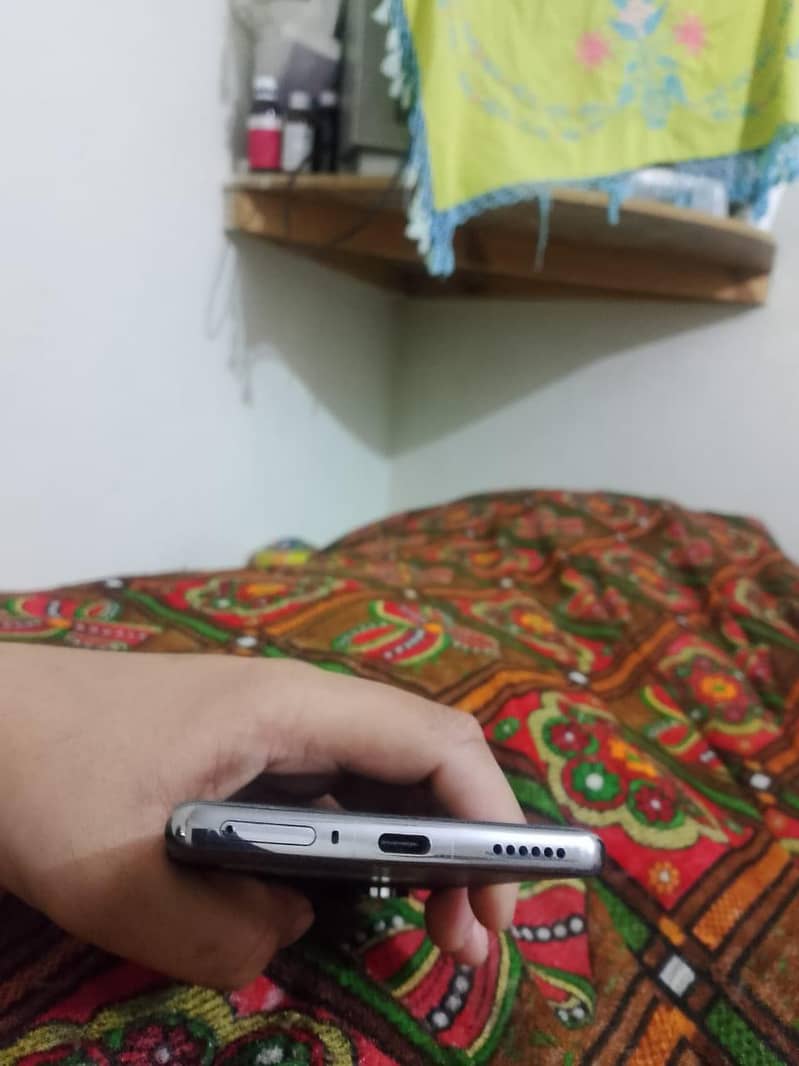 Techno Common 40 Pro 1