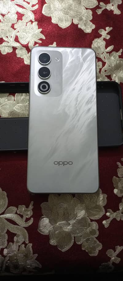 Oppo A5 2025  6+6 Ram Rim 128 Like a Brand New phone
