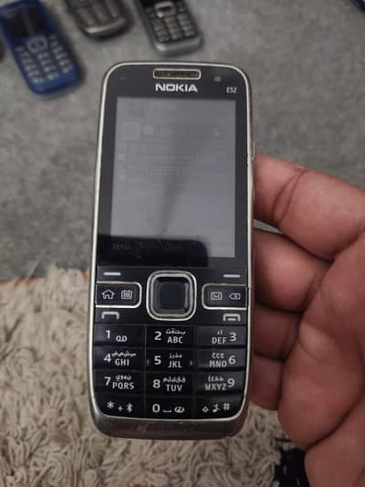 nokia e52