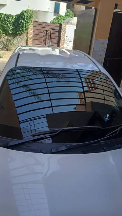 yaris 1000cc hatchback