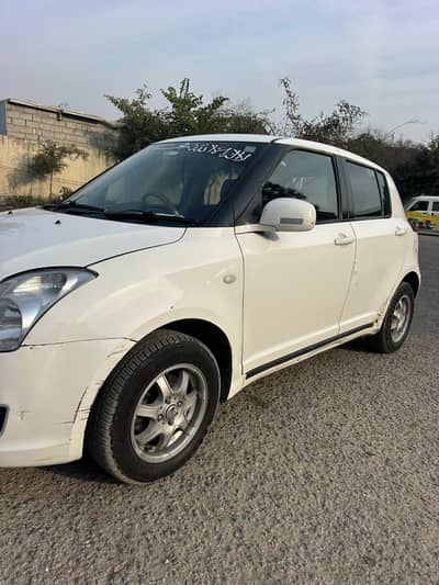 Suzuki Swift DLX 1.3.  Model-15