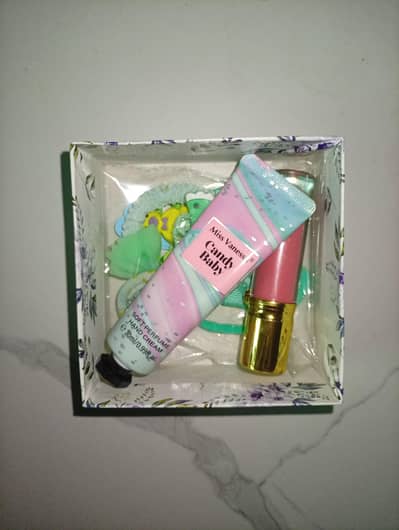 MINI COSMETIC BOX